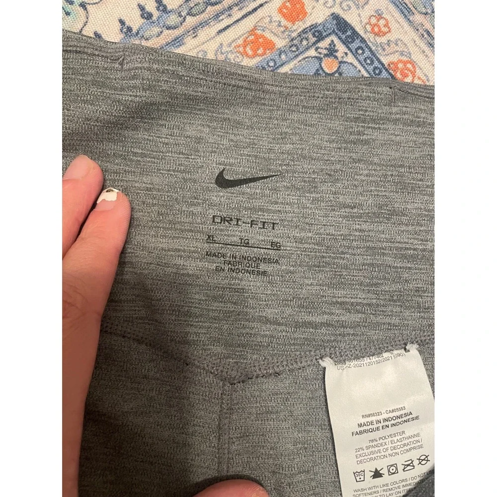 Nike Dri-FIT Womens XL Heathered Gray High Waisted Athletic Leggings DD0252-068